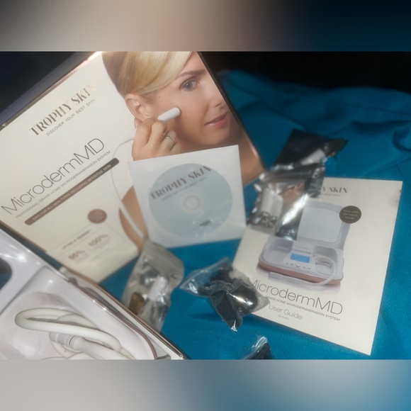 MicrodermMD-Trophy Skin - Picture 9 of 9